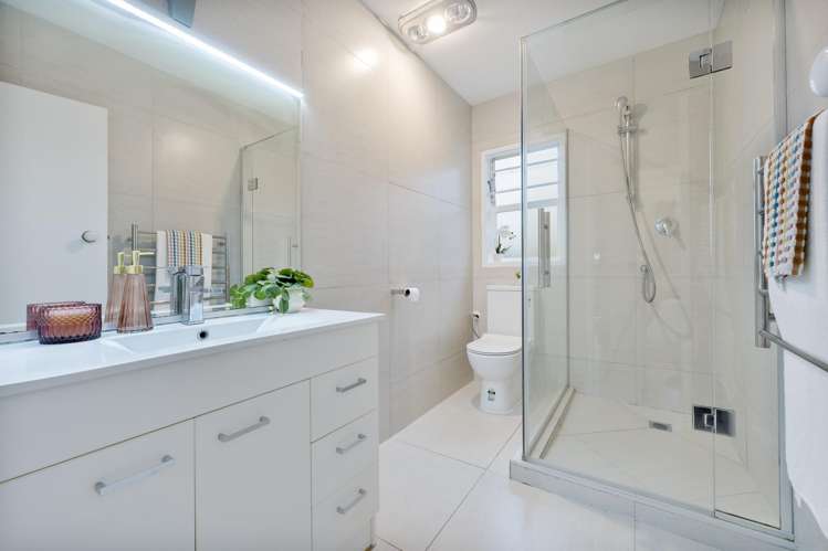 1/39 Lancaster Road Beach Haven_8