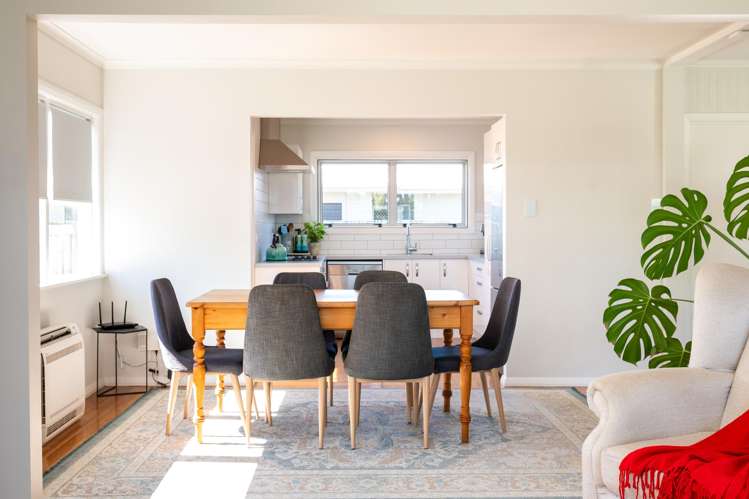 12 Flanders Avenue Onekawa_3