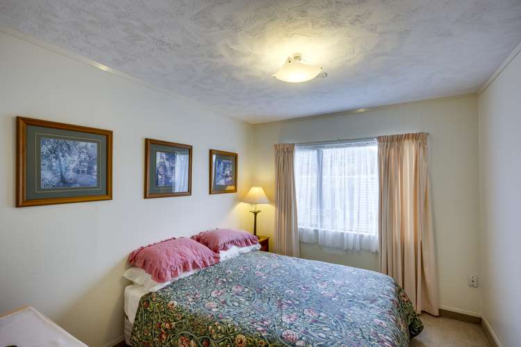 2/16 Alan Styles Place Greenmeadows_9