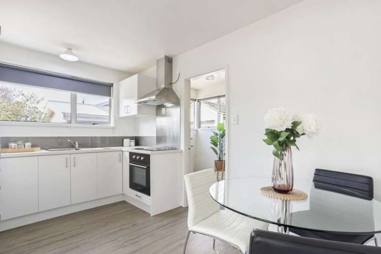 1/6 Quinton Place Bishopdale_7