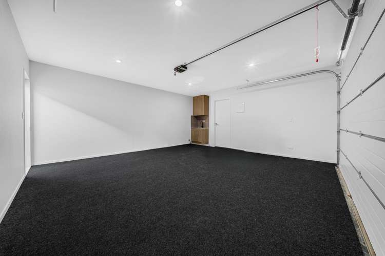 10 Furlough Road Opaheke_20