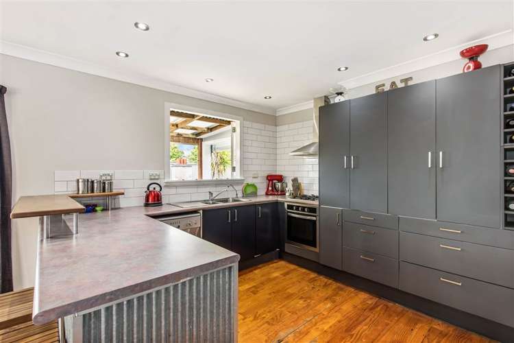 28 Mcphail Street Birkdale_5