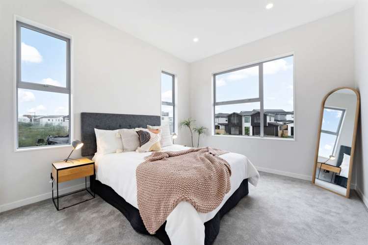 84 Joshua Carder Drive Hobsonville_24