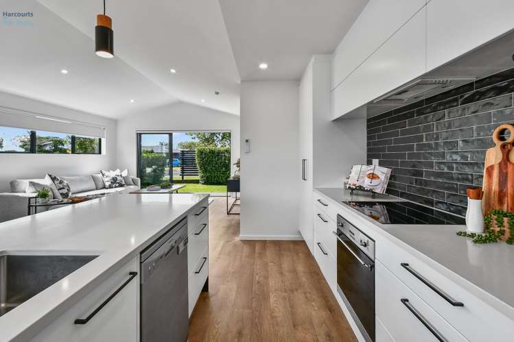 183 Victoria Street West Pukekohe_10