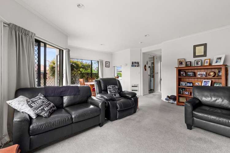 27 Beaufort Mews Taradale_6
