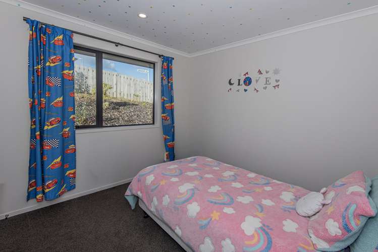 2 Suncrest Lane Port Whangarei_13