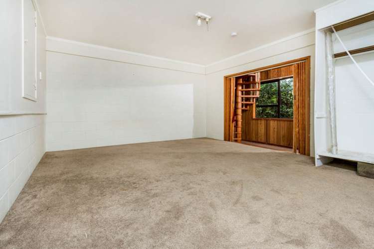 2 & 3/1 Claude Brooks Lane Henderson_8