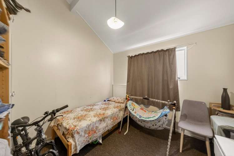 1-3, 35 Malfroy Road Victoria_10