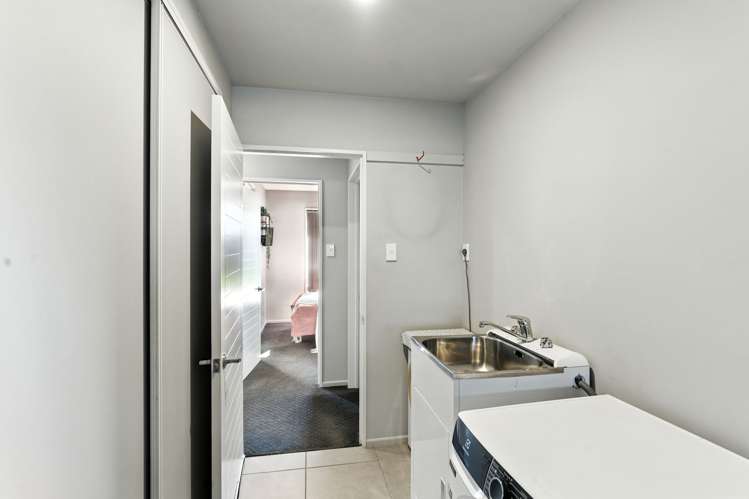 63 Awatea Gardens Wigram_16