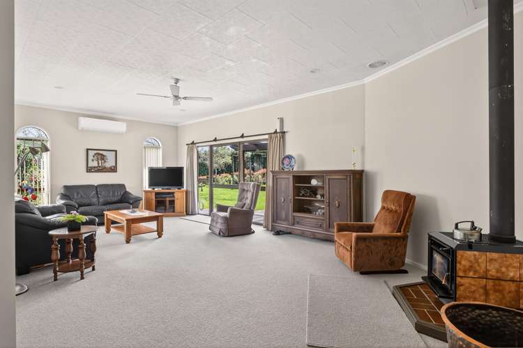 75 Sponge Bay Road Wainui_6