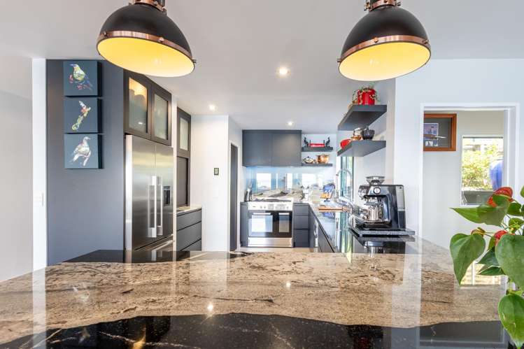 6577 Pouto Road Pouto_11
