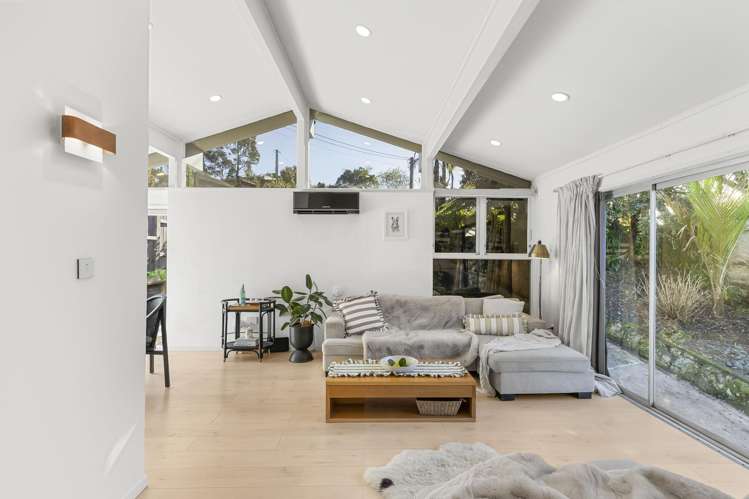 200 Godley Road Titirangi_5