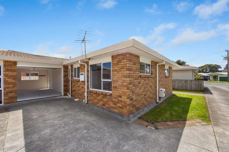 2/4 Normanby Street Fitzroy_11