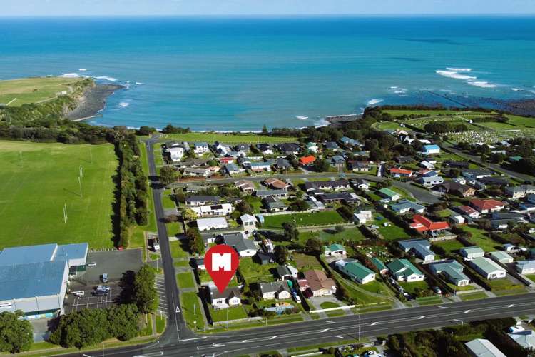 158 Tasman Street Opunake_26