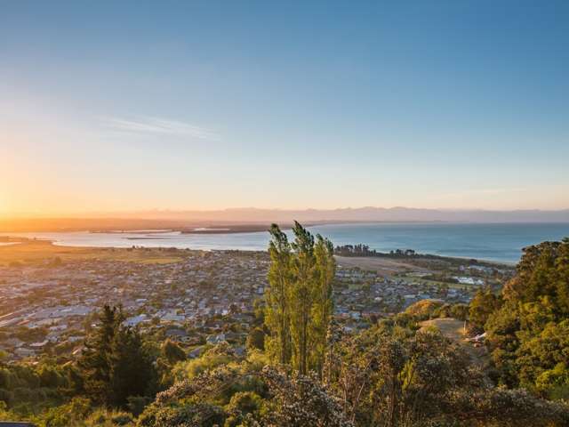 316 Princes Drive Britannia Heights_1