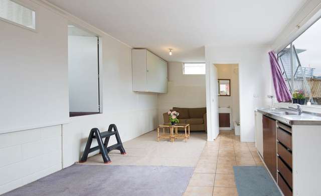 1/152 Rathgar Road Henderson_2