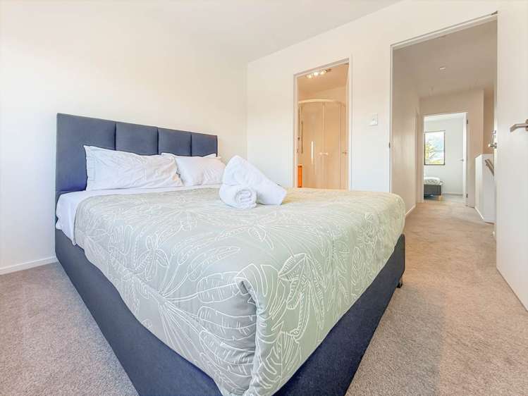 20 Aumarire Lane Favona_7