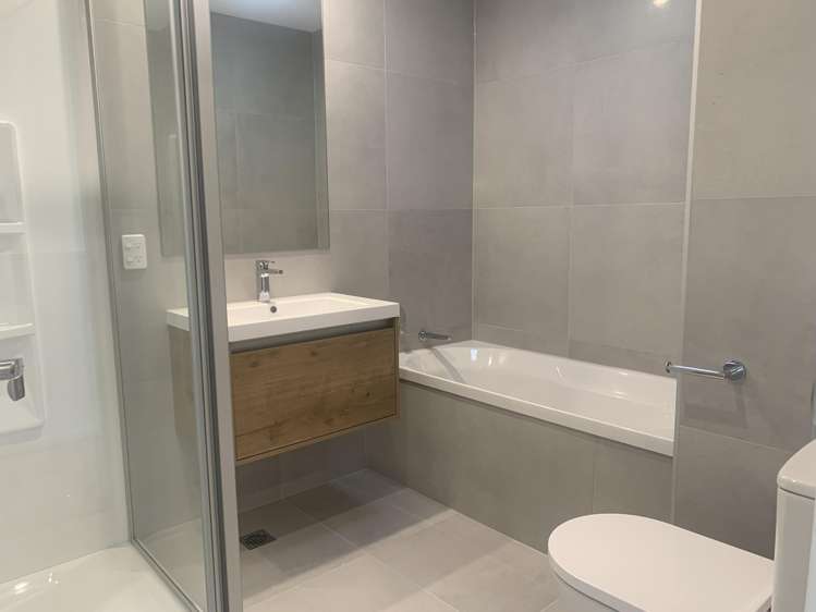 144 TE NAPI DRIVE "WAIATA SHORES" Takanini_15