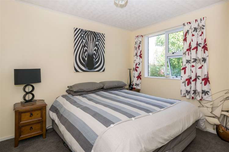 16 Beatrice Street Rarangi_14