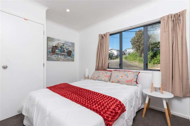 14 Holiday Road Stanmore Bay_6