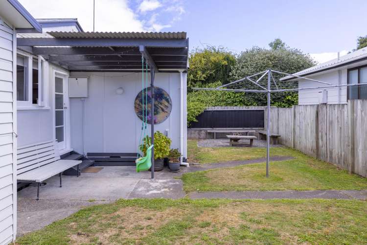 2/10 Laughton Street Taupo_21