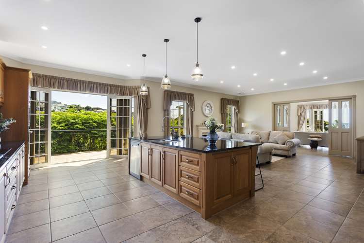 5 Grovenor Drive Orewa_9