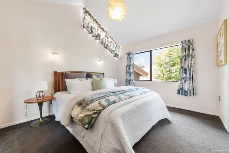 5 Spears Place Botany Downs_7