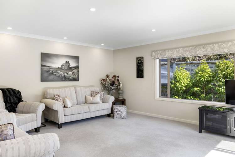 1 Birchwood Lane Hilltop_9