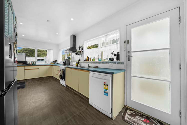 8 Malvina Place Bucklands Beach_4