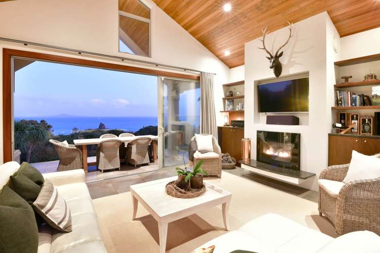 64 Beauvoir Avenue Matakatia_8