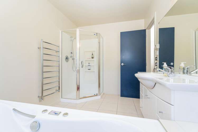 1 Centreway Pauanui_23