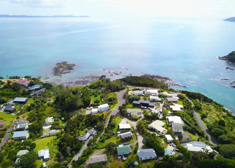 31 Powells Road Cable Bay_25