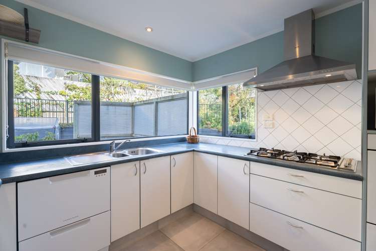 7 Amesbury Drive Churton Park_14