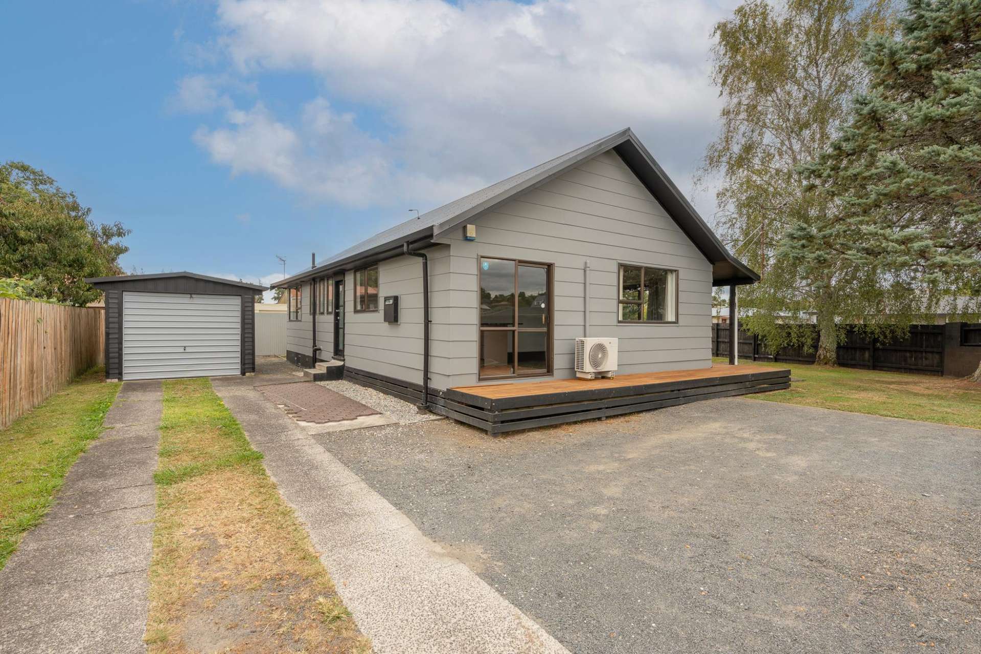 43 Karen Crescent Dinsdale_0