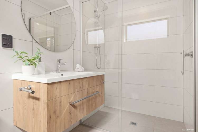 100 Metoriti Crescent Karaka_12