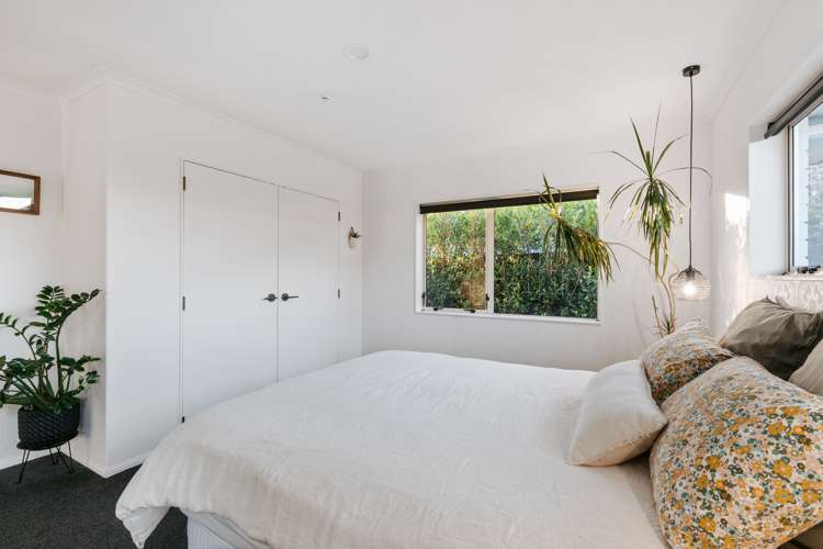 46 Ocean Crest Papamoa_28