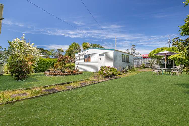 131 Seabrook Avenue New Lynn_16