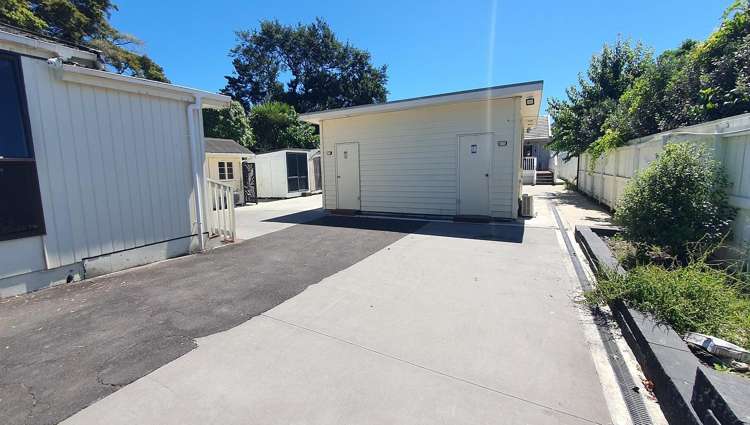 341-343 Great South Road Papakura_5