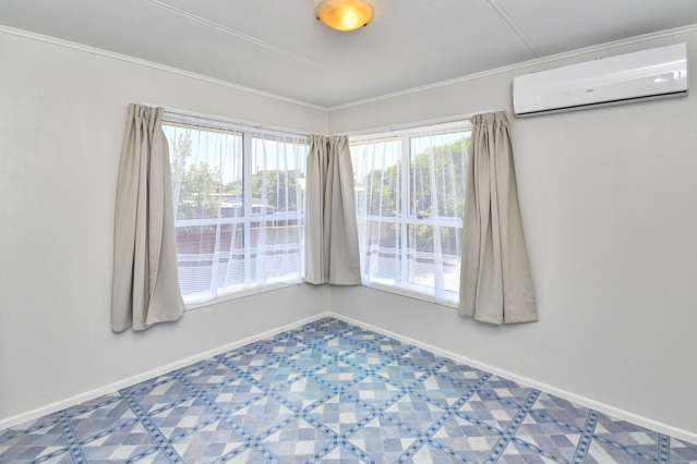 18 Collett Road Otara_4