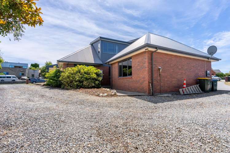 73 Anderson Road, Wanaka_24