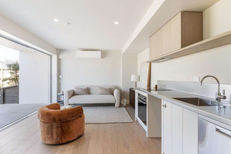 203 Winifred Avenue Whangamatā_15