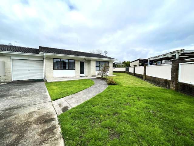 2/6 Papatahi Place Henderson_1