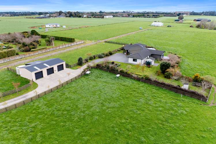 39 Matarikoriko Road Waitara_24