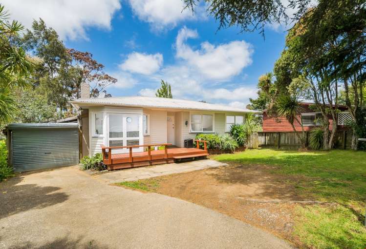 83 Fairclough Road Beach Haven_17