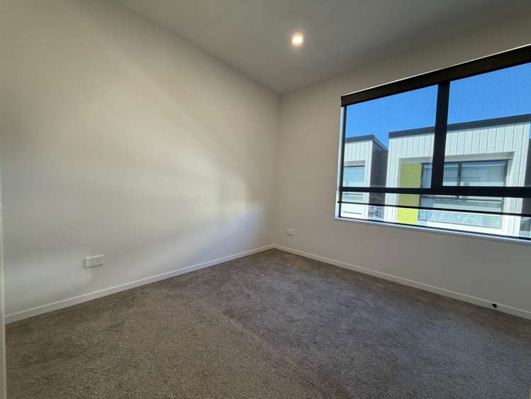 1/18 Hetherington Road Ranui_12