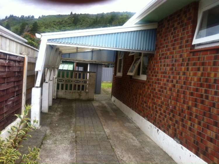 20 Parenga Street Wainuiomata_10