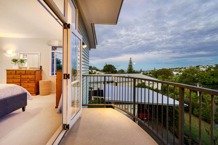 29 Korotaha Terrace Rothesay Bay_13