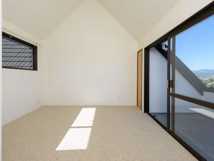 16 Tamahine Street Maupuia_20