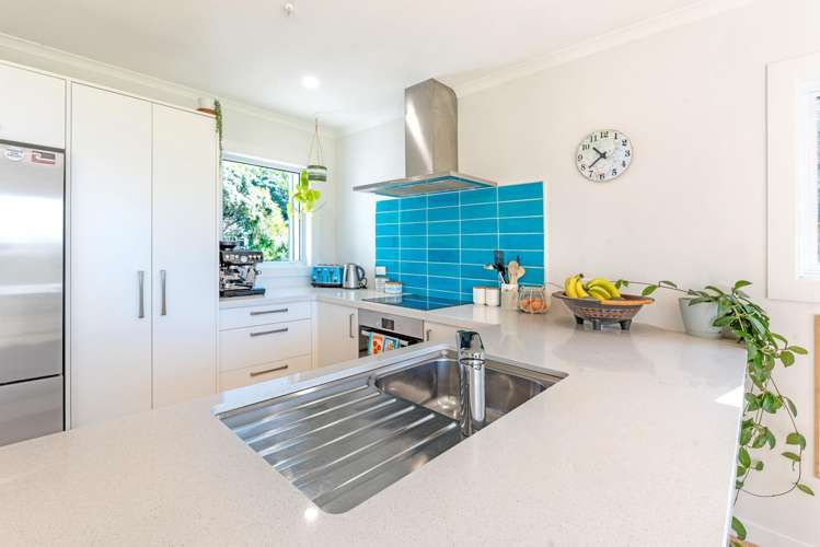 27 Douglas Street Okitu_8