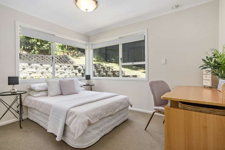 5 Hartles Place Mellons Bay_15